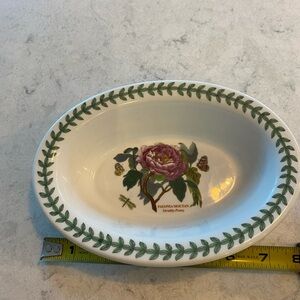 Portmeirion Botanic Garden Oval Bowl - White, Green, and Pink